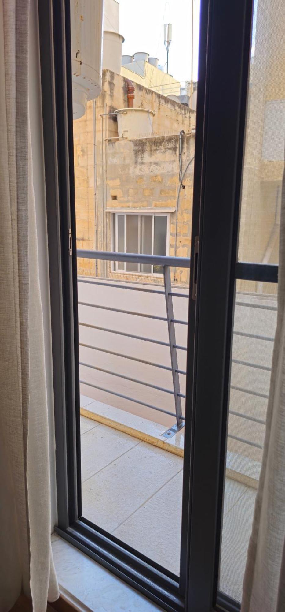 3 Floors Villa On Promenade 4 Bedrooms 3 Bathrooms Sliema Dış mekan fotoğraf