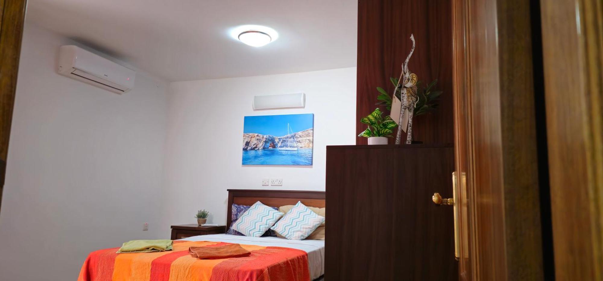 3 Floors Villa On Promenade 4 Bedrooms 3 Bathrooms Sliema Dış mekan fotoğraf