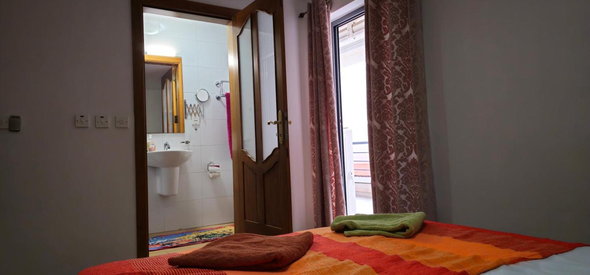 3 Floors Villa On Promenade 4 Bedrooms 3 Bathrooms Sliema Dış mekan fotoğraf