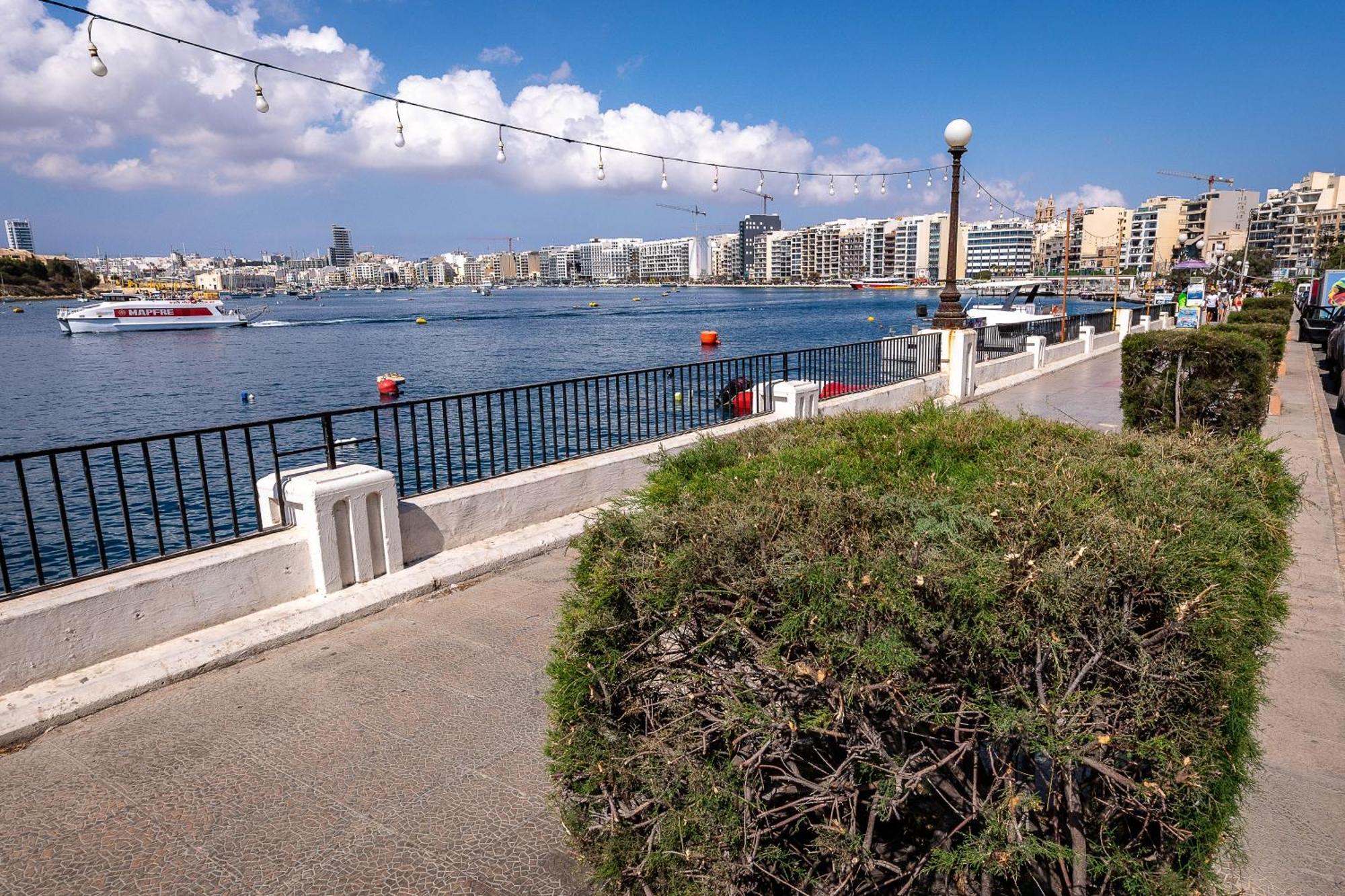 3 Floors Villa On Promenade 4 Bedrooms 3 Bathrooms Sliema Dış mekan fotoğraf